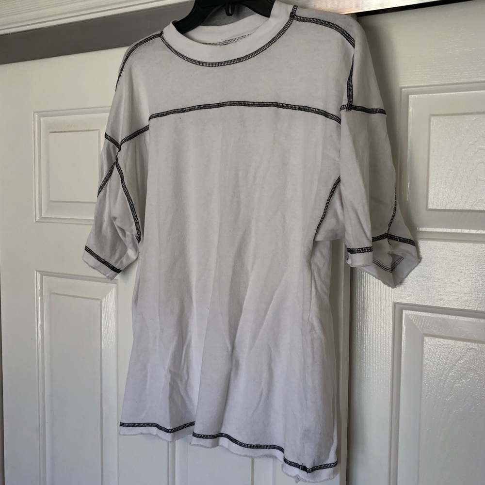 oversized urban outfitters t shirt